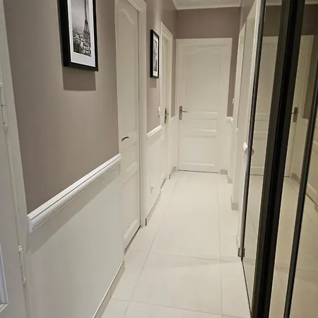 Chez Particulier Avec Petit Dejeuner, Piscine, Pool House Saint-Pierre-de-Manneville